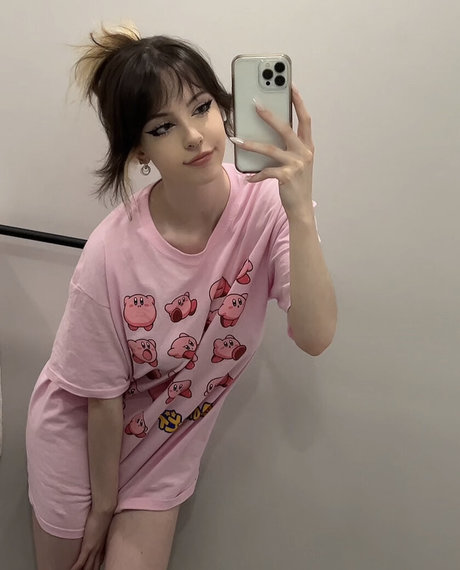 アナルコスプレオンリーファンズ アダルト 写真