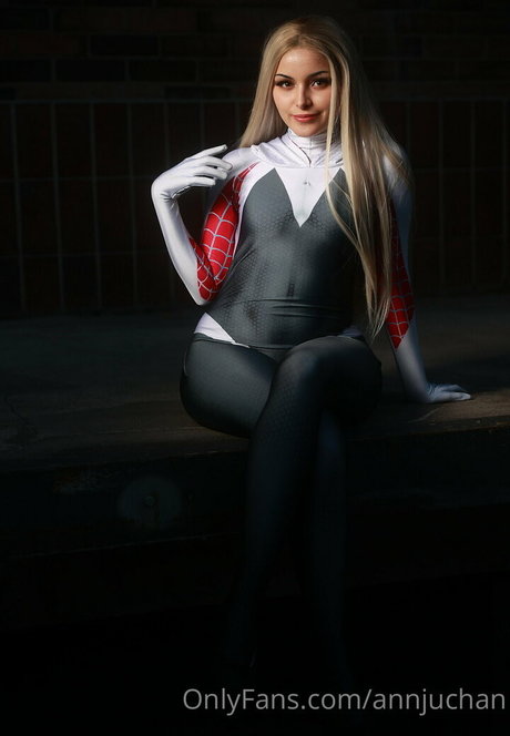 プッシー尻オンリーファンズ 美しい裸 写真