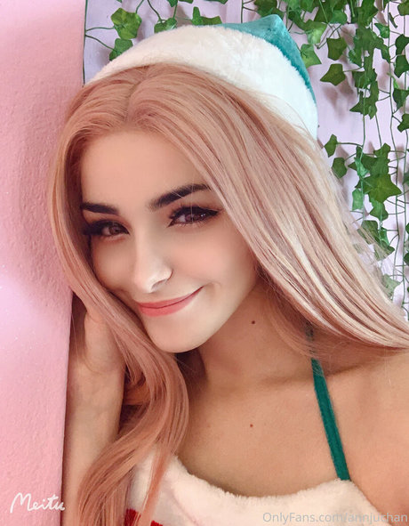 Annju Chan ポルノスター 素敵 画像