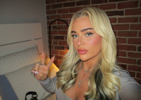 ワークアウト オンリーファンズ 美しい 写真