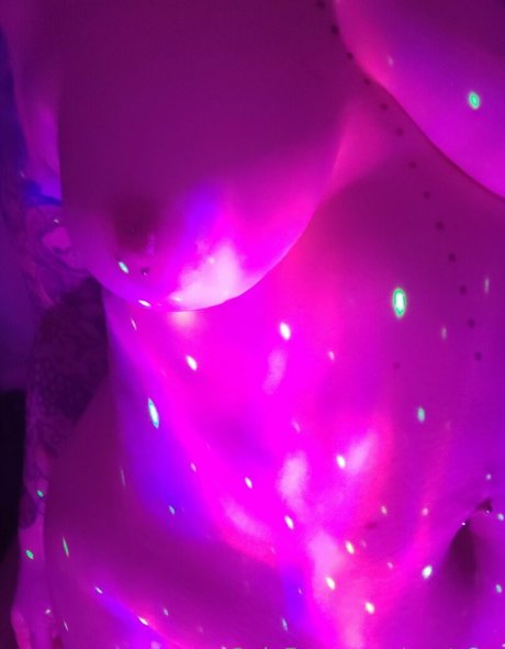 saatane プロフィール写真