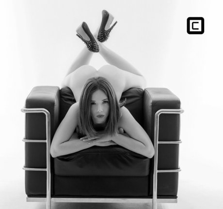 naked eve アートスター 画像