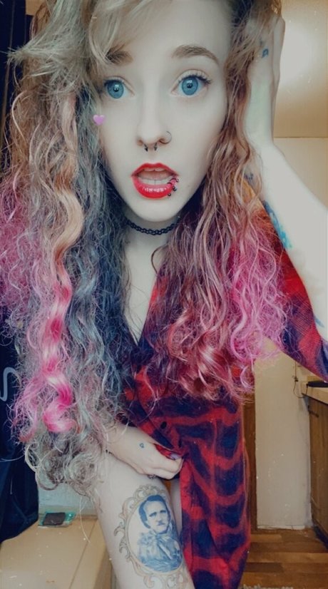 model misskittee92 ヌードスター 写真