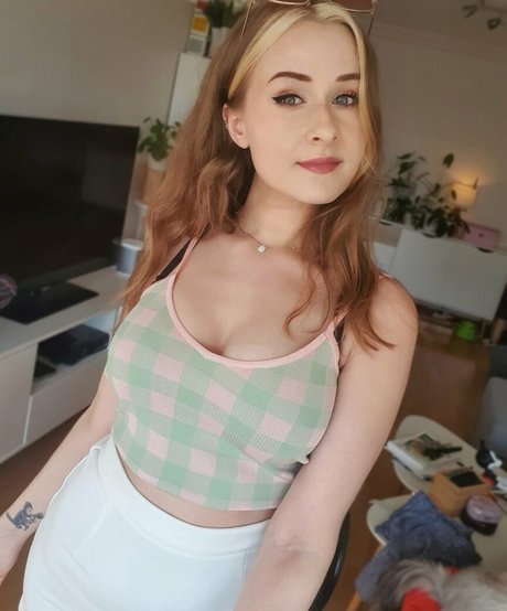 アジアンコスプレ オンリーファンズ アート裸 アーカイブ