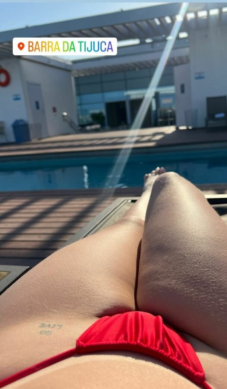 Isa Sudati 高品質のポルノスター 写真