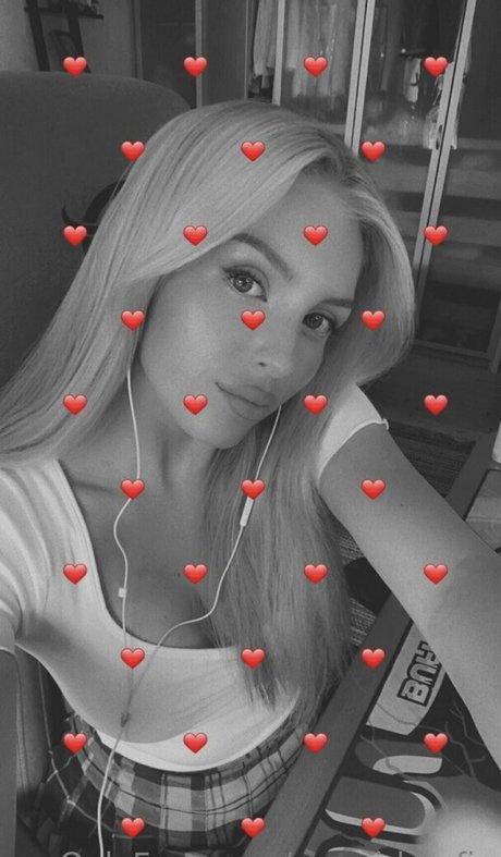 swegirlmafia 高品質スター 写真