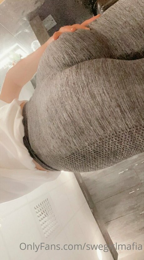 swegirlmafia ヌードモデル ギャラリー