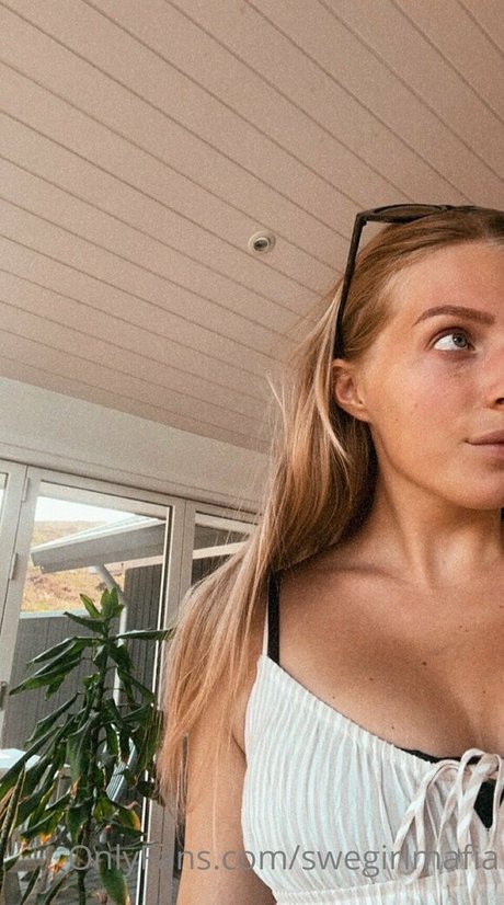 フェラチオ ティーン オンリーファンズ エロ 写真