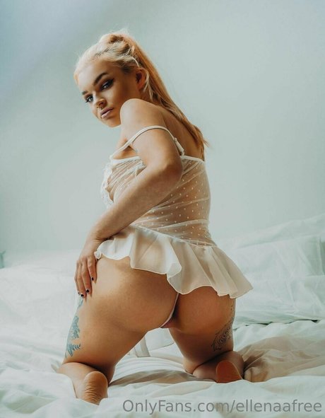 ellenaafree ポルノスター セックス 写真