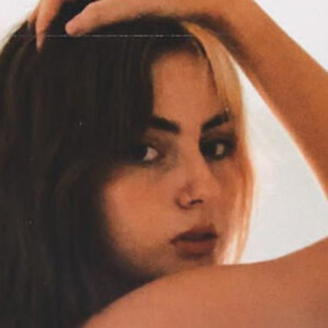 _carlaperezz ポルノモデル 画像