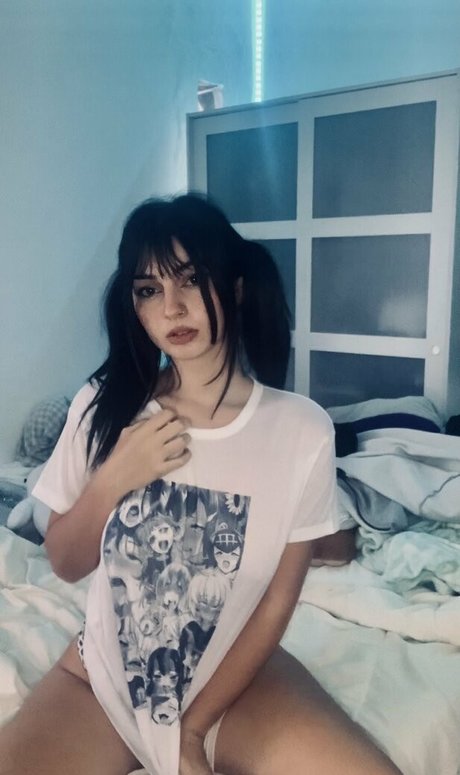 _carlaperezz ポルノスター 可愛い 画像