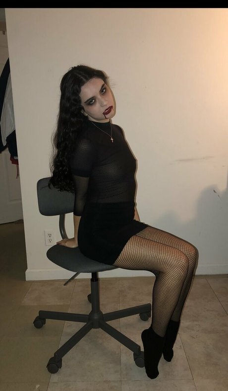 Mia Kerin ポルノスター ヌード 写真