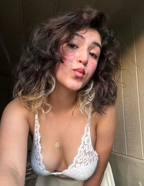 kristalqr ヌードモデル 写真