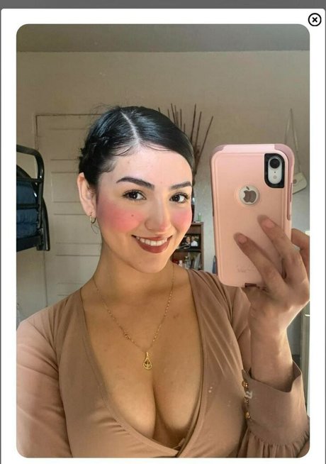 kristalqr xxxモデル 写真