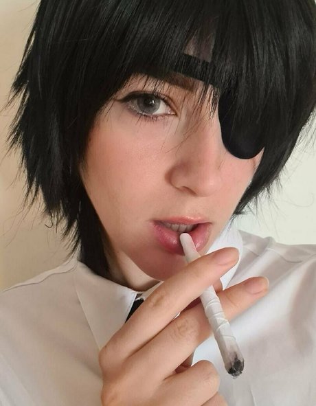 後背位オンリーファンズ セクシーヌード 画像