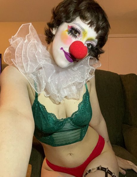 かわいいアナルオンリーファンズ セクシー 画像