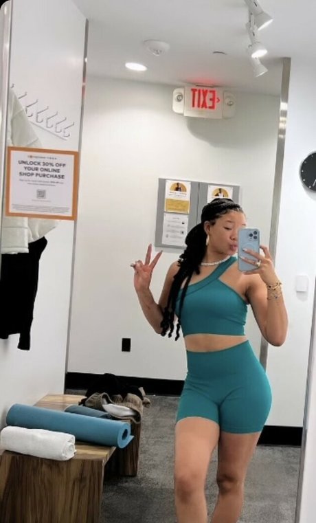 Storm Reid 無料のスター 写真