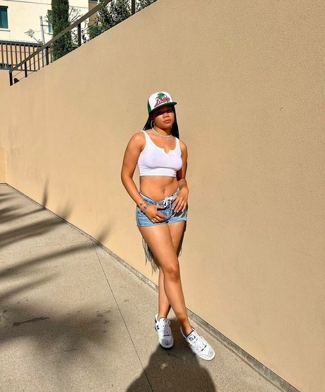 Storm Reid トップポルノスター 画像