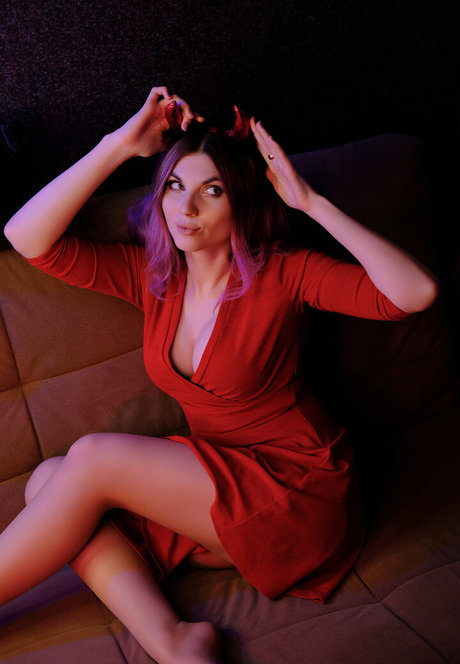 小柄な足オンリーファンズ HD 画像