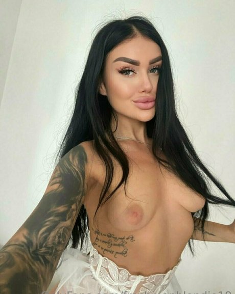 コスプレオナニーオンリーファンズ セックス 画像