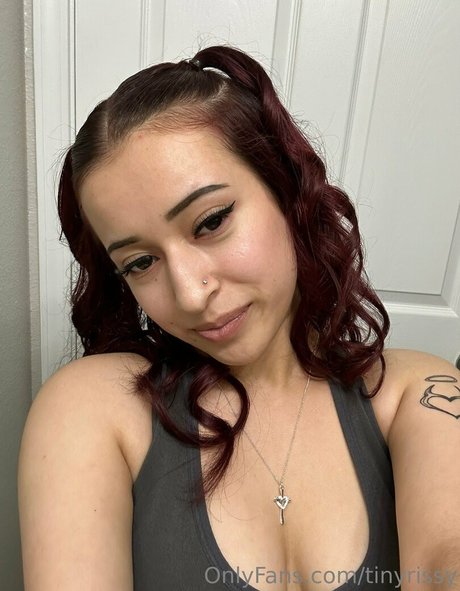 tinyrissy 独占スター 写真