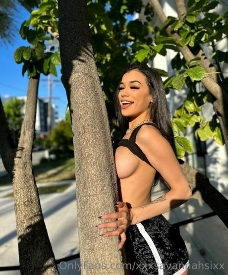 ジムガールズオンリーファンズ ヌード 写真