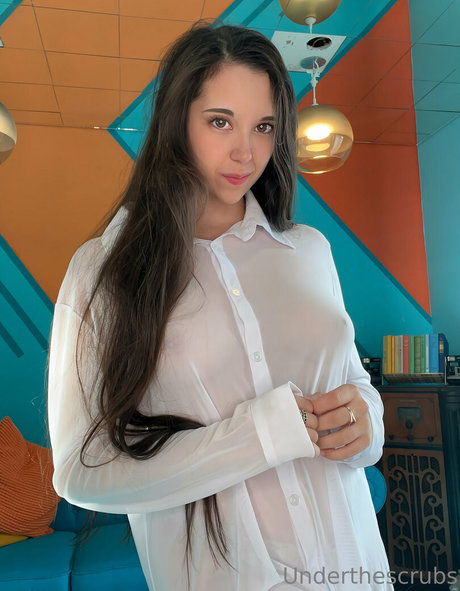 妊娠中のオンリーファンズ ポルノ ギャラリー