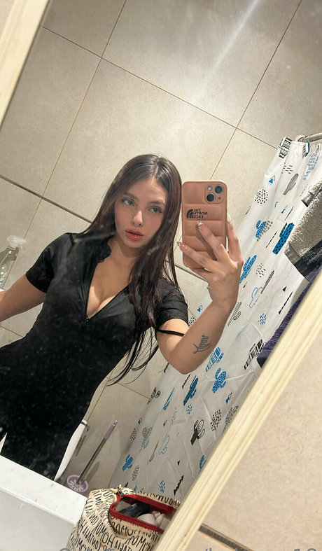 南部のオンリーファンズ エロチック 写真