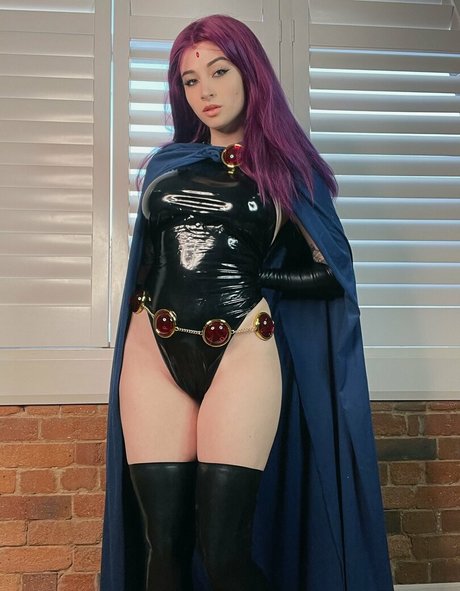 ティーンフィンガリングオンリーファンズ えろ 写真