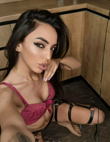 熟女 2P オンリーファンズ アートxxx 写真