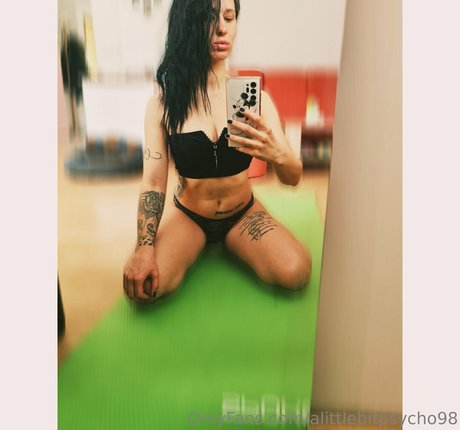 alittlebitpsycho98 高品質スター ギャラリー