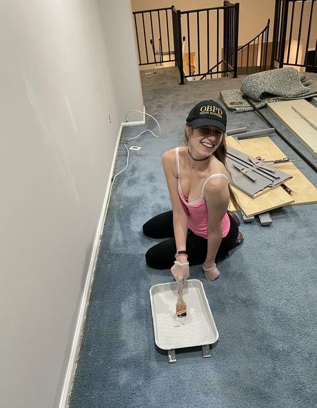 Moongirlbabyy ヌードスター 写真