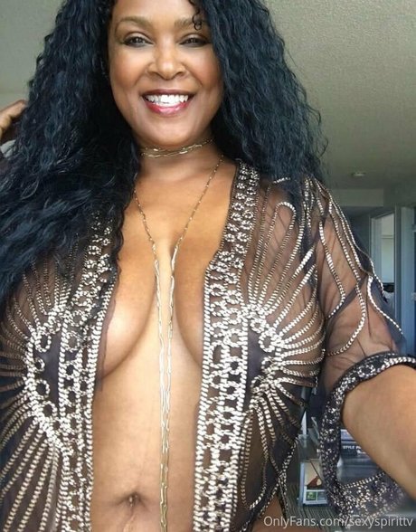 毛深いアジア人オンリーファンズ えろ 写真