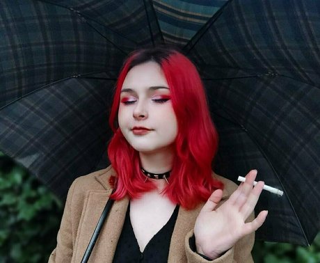 金髪オナニーオンリーファンズ 美しい裸 画像