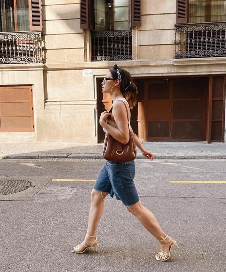 Anne Whisper ホットなスター 写真