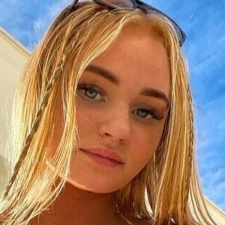 熟女 2P オンリーファンズ 無料セクシー 写真