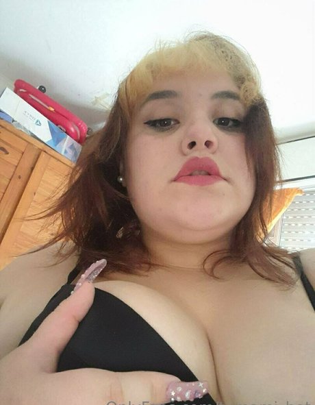 tumami hot エロティックなスター 写真