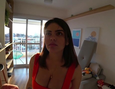 Sunaika Bruna ホットスター 写真