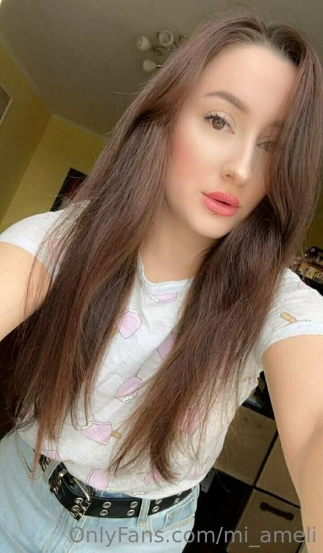 mi ameli スター 裸 写真