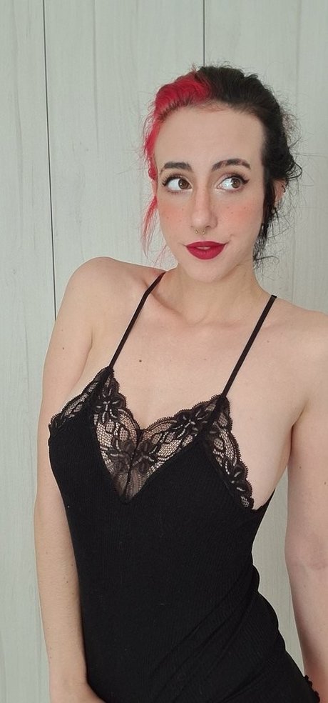 獣医オンリーファンズ アダルト 写真