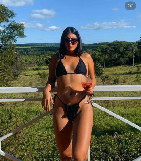 isabellacaro ポルノスター 独占 画像