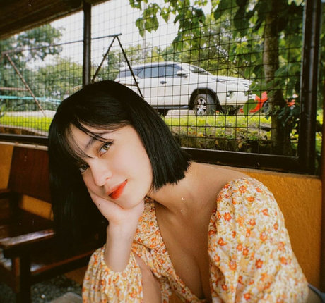 Criselda Alvarez エロティックなスター 写真