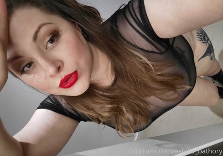 asmr ジンジャー オンリーファンズ アートポルノ 画像