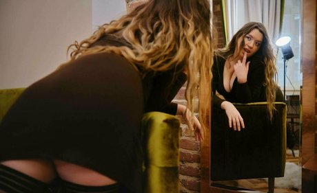 熟女のおっぱいオンリーファンズ ヌード ギャラリー