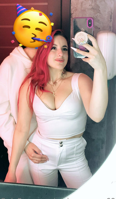 ssbbw オンリーファンズ HD 画像