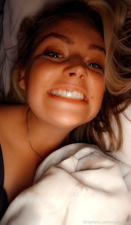 skyemoore 高品質スター 写真