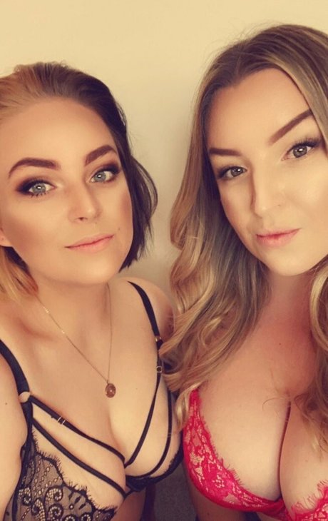 skyemoore トップポルノスター 写真