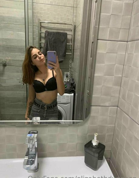 軍事オンリーファンズ 美しいxxx 写真