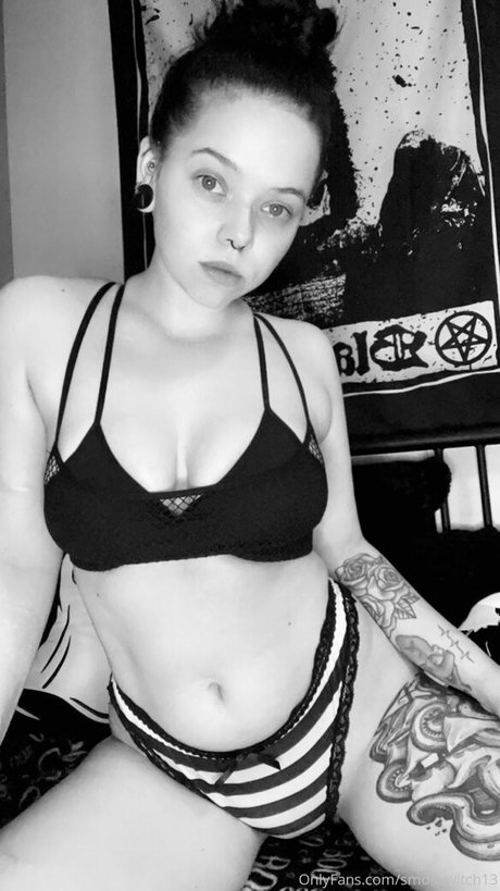 アナルオーガズム オンリーファンズ アート裸 写真