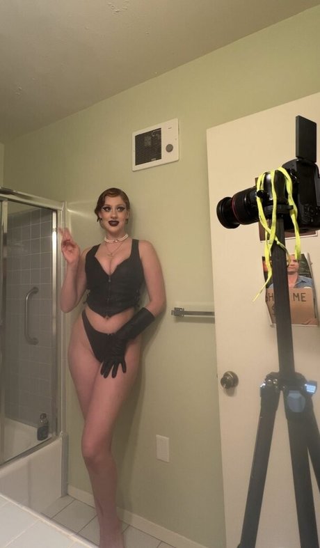 Tati Bruening 素敵な女優 ギャラリー